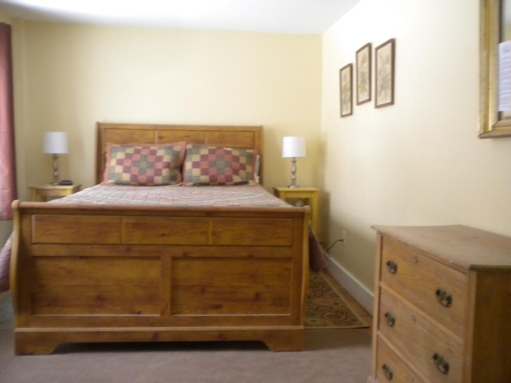 The Sterling Inn Caratunk Екстериор снимка